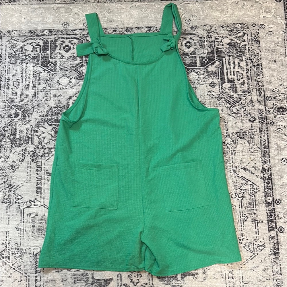 SHEIN Green Jumpsuit with Pockets